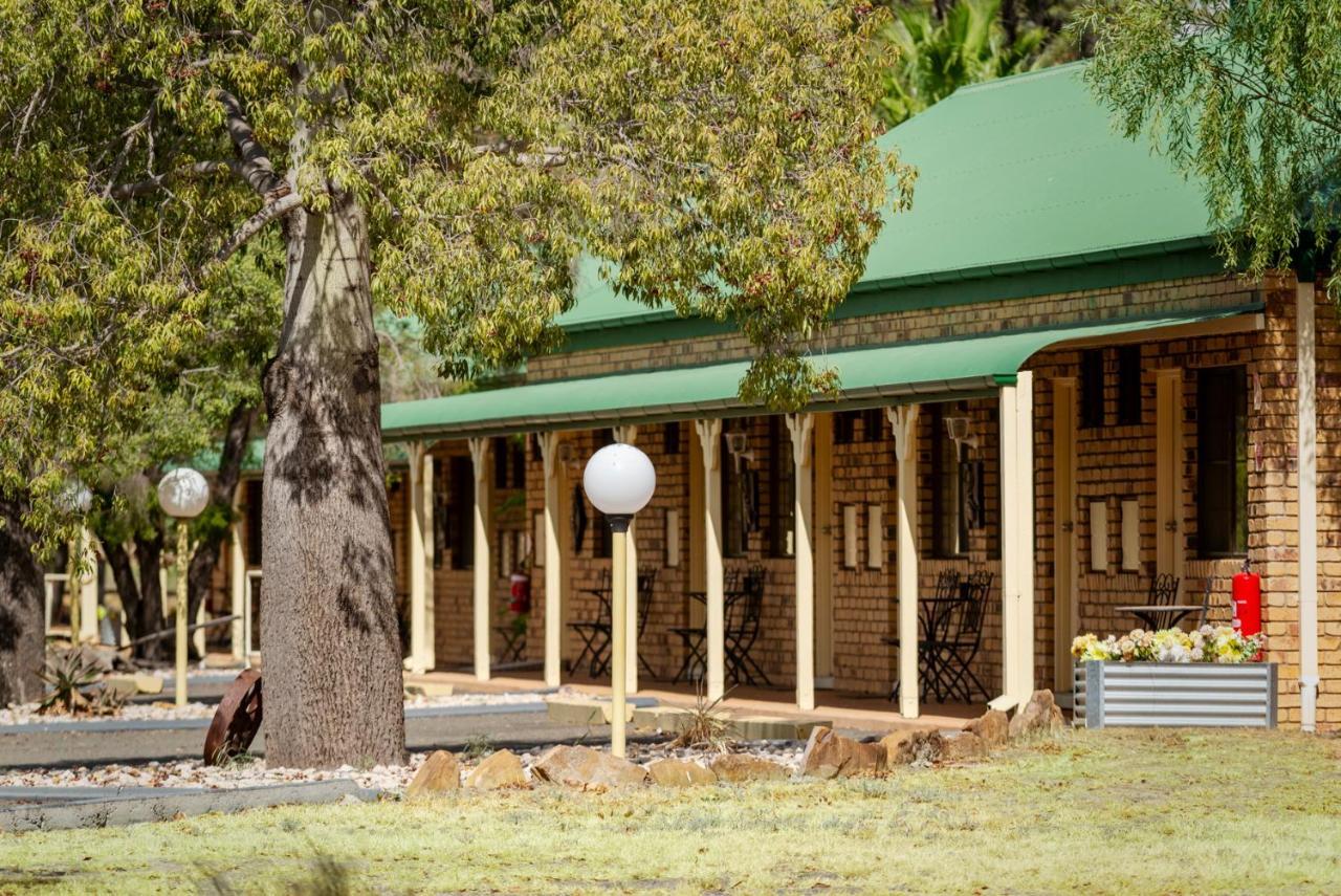 Overlander Homestead Motel Roma Luaran gambar