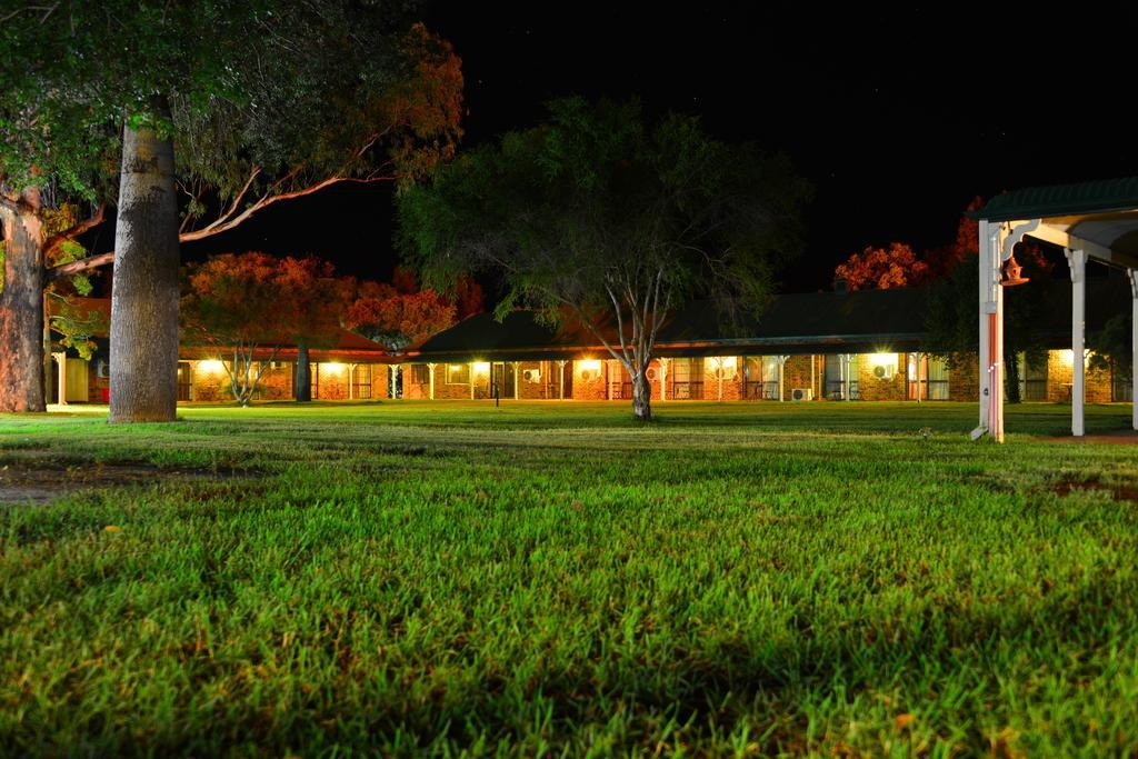 Overlander Homestead Motel Roma Luaran gambar