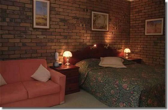 Overlander Homestead Motel Roma Bilik gambar