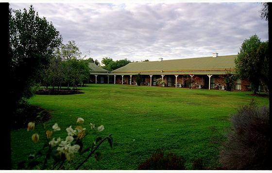 Overlander Homestead Motel Roma Luaran gambar