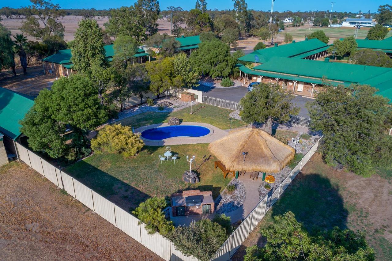 Overlander Homestead Motel Roma Luaran gambar